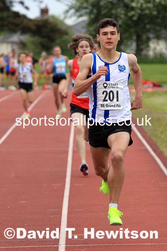 800 metres, NEGP 2, Monkton. Photo: David T. Hewitson/Sports for All Pics